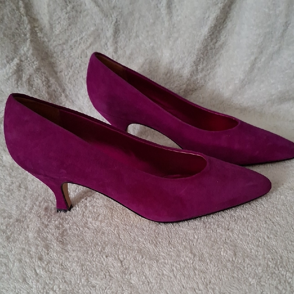 Via Spiga Plum Suede Heels